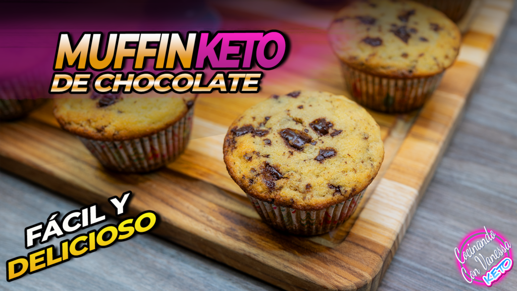 muffin keto de chocolate con chispas sin azúcar esponjoso